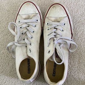 White Low-Top Converse (size 7)